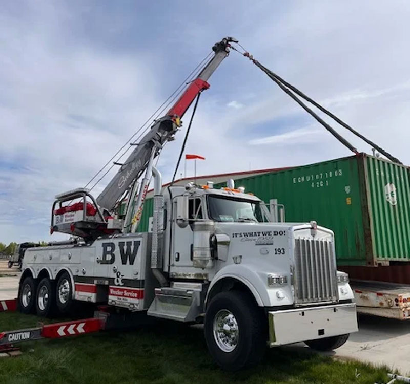 B and W Wrecker Service Nampa Idaho Rotator Lifting Container